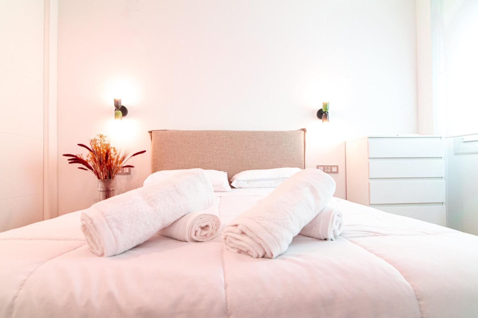 Apartament Edomus Castilla 120 *
